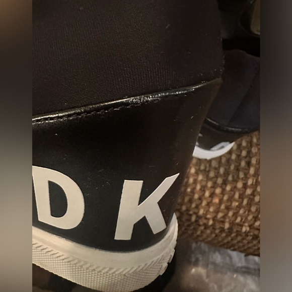Black DKNY Wedge Sneakers Size 9 - Picture 7 of 10